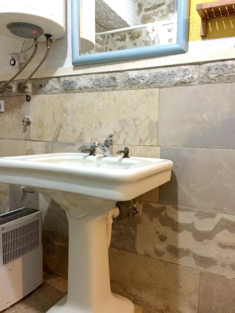 Apartment With one Bedroom in Betina, With Terrace and Wifi - 60 m Fro