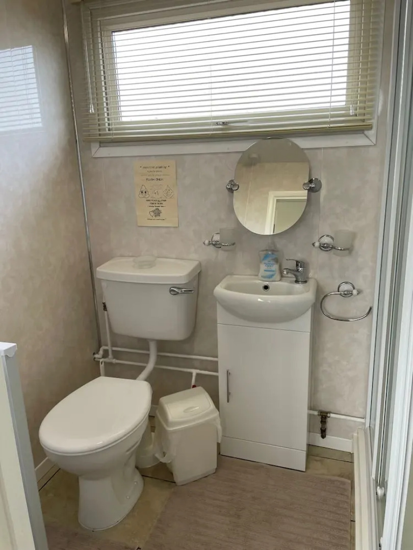 Chalet No 30 - Holiday Home From Home!