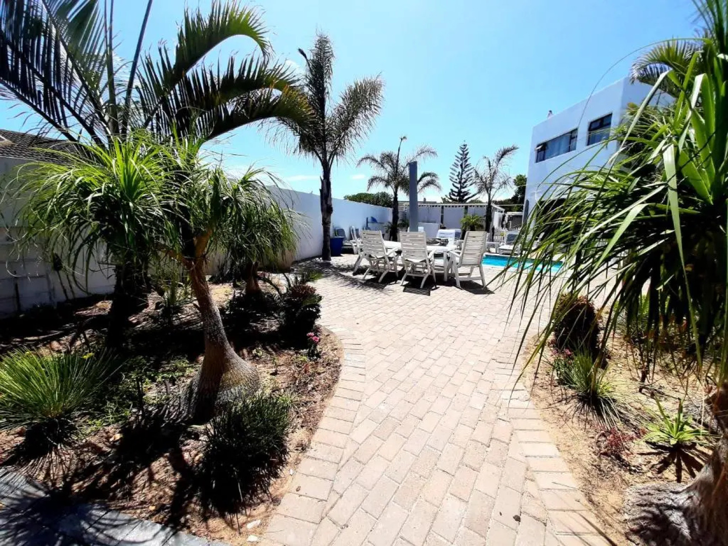Au Plais De Langebaan At Palm Tree Villa