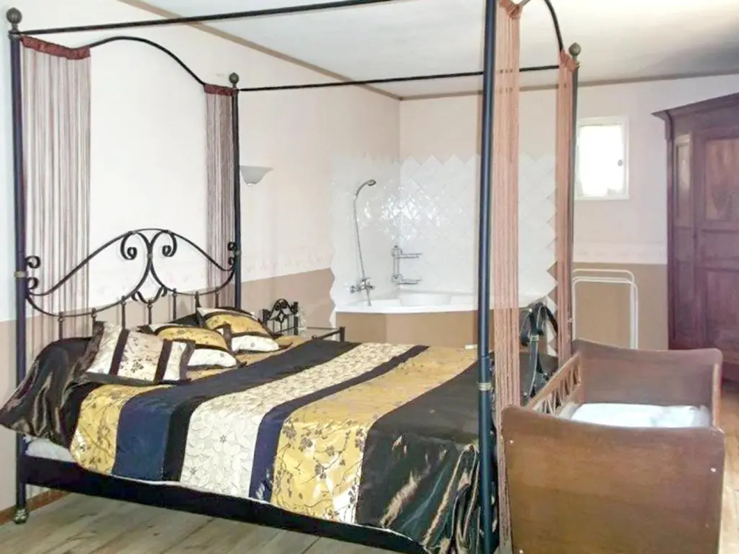 Villa de 6 chambres avec piscine privee et jardin clos a Vaison la Romaine