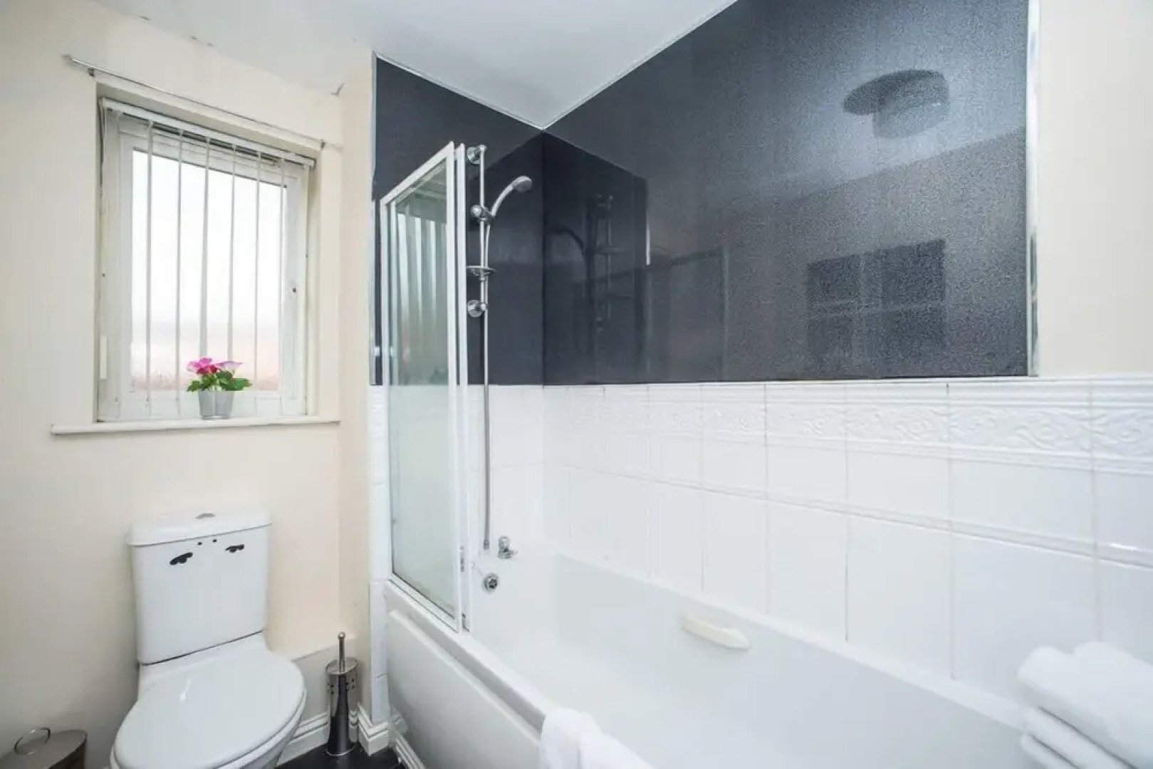 Beautiful Sea Winnings Two-bedroom Apartment