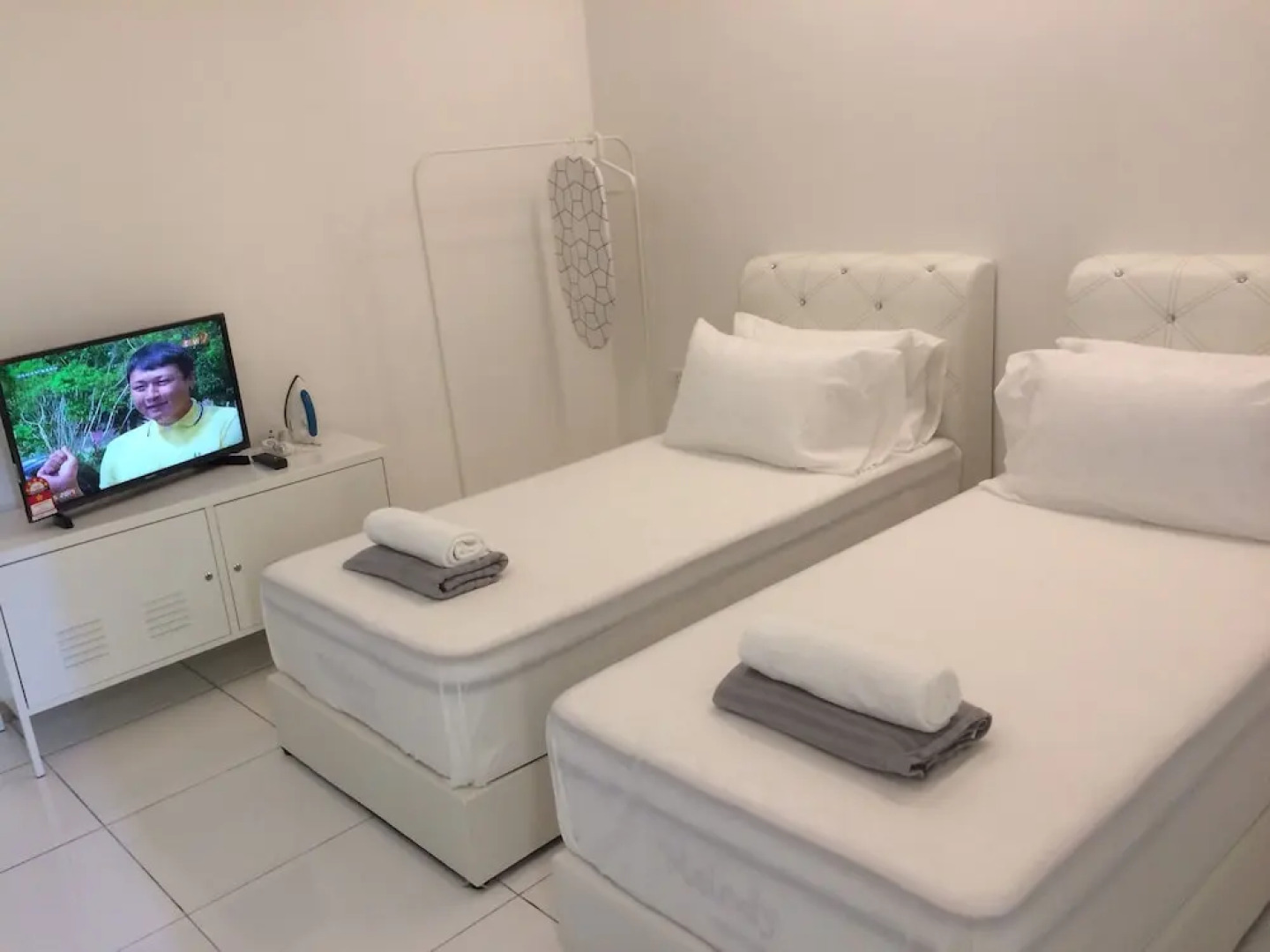 Lawang Suite Corner Roomstay 1