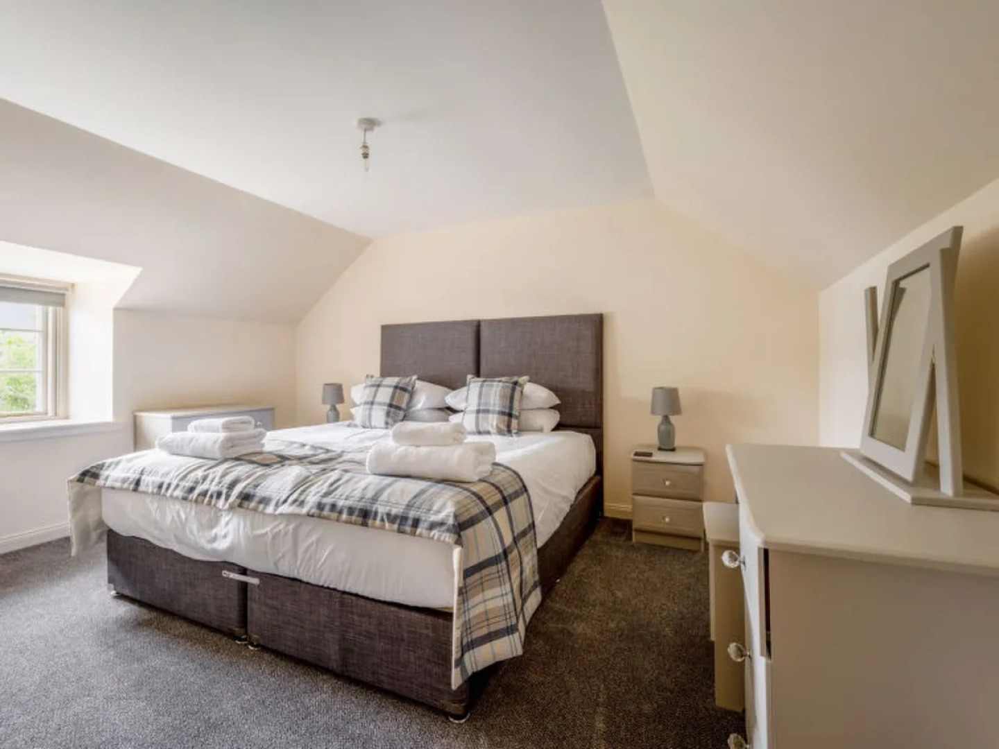 House Burn Side Drumnadrochit