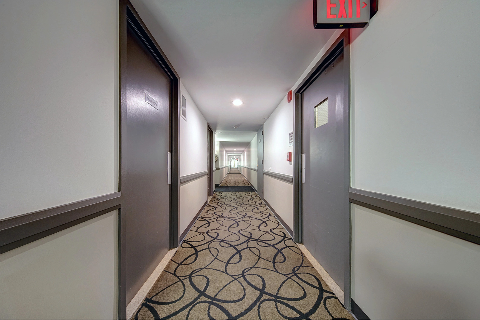 Outstanding 2 Bed Apt in Heart of Back Bay!