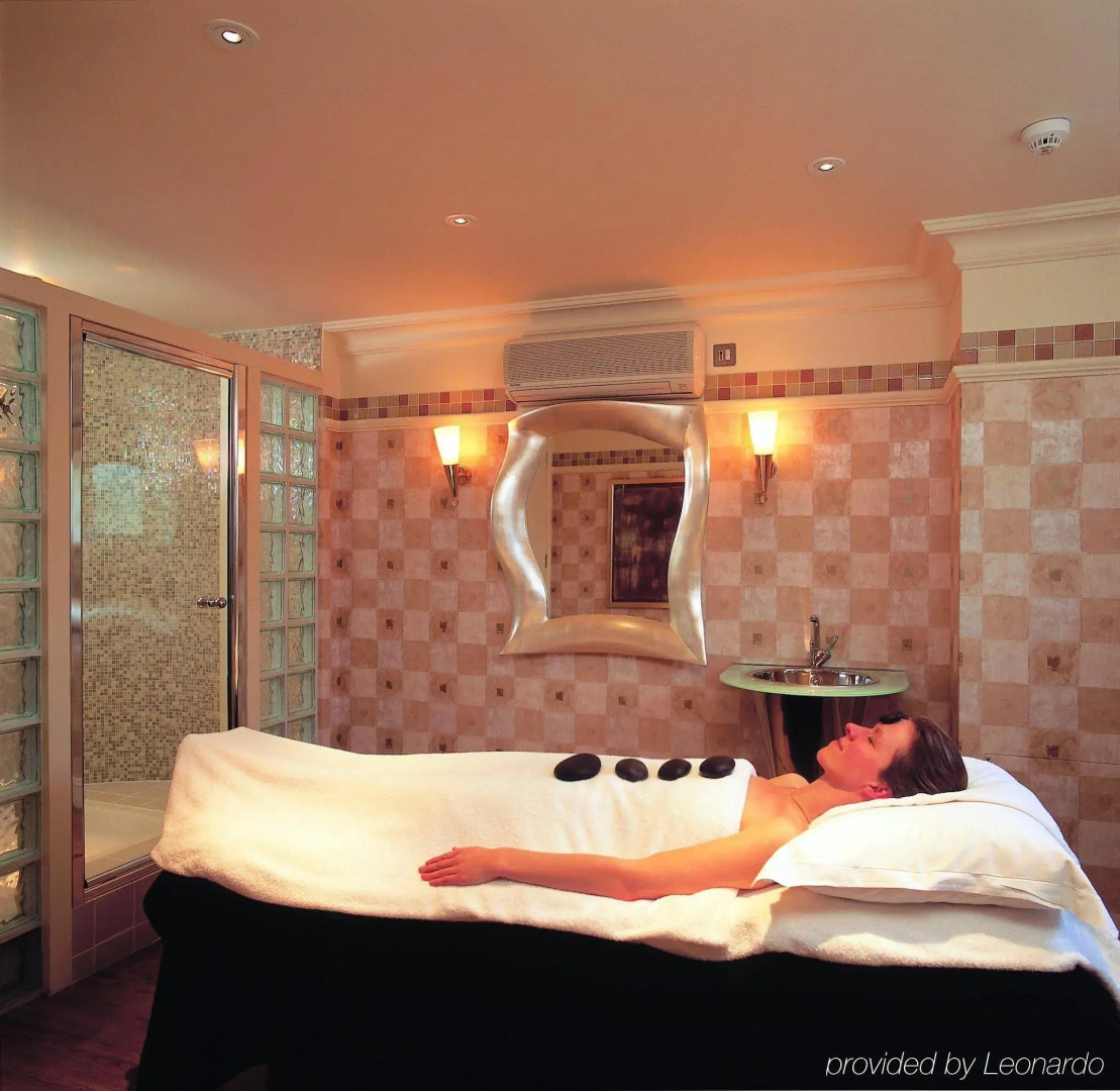 The Lygon Arms - an Iconic Luxury Hotel