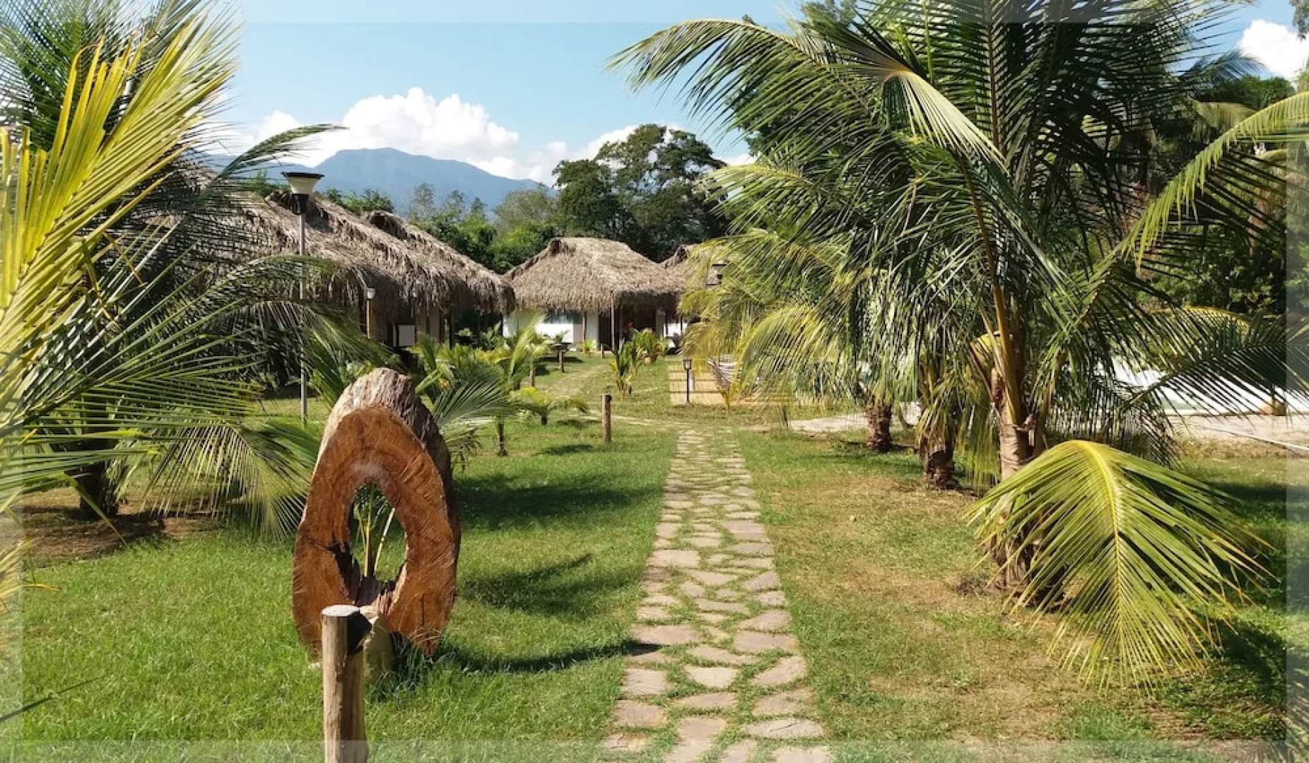 Coconut Tarapoto Eco Bungalows &LagoonPool