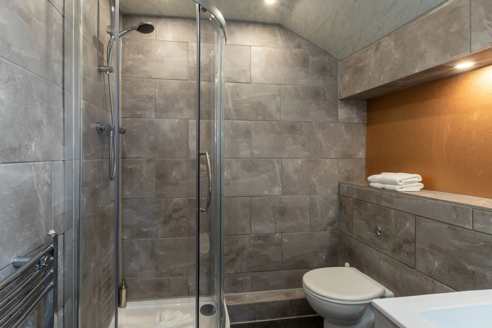 Holly Lodge Guest House