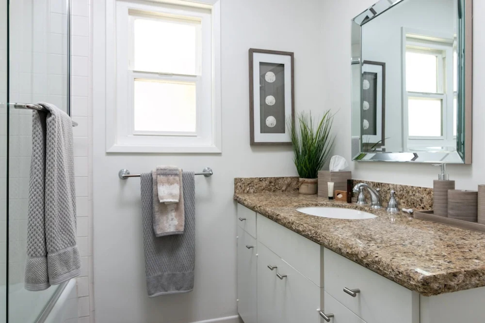 New Listing! Palatial Beachfront W/ Casita 6 Bedroom Home