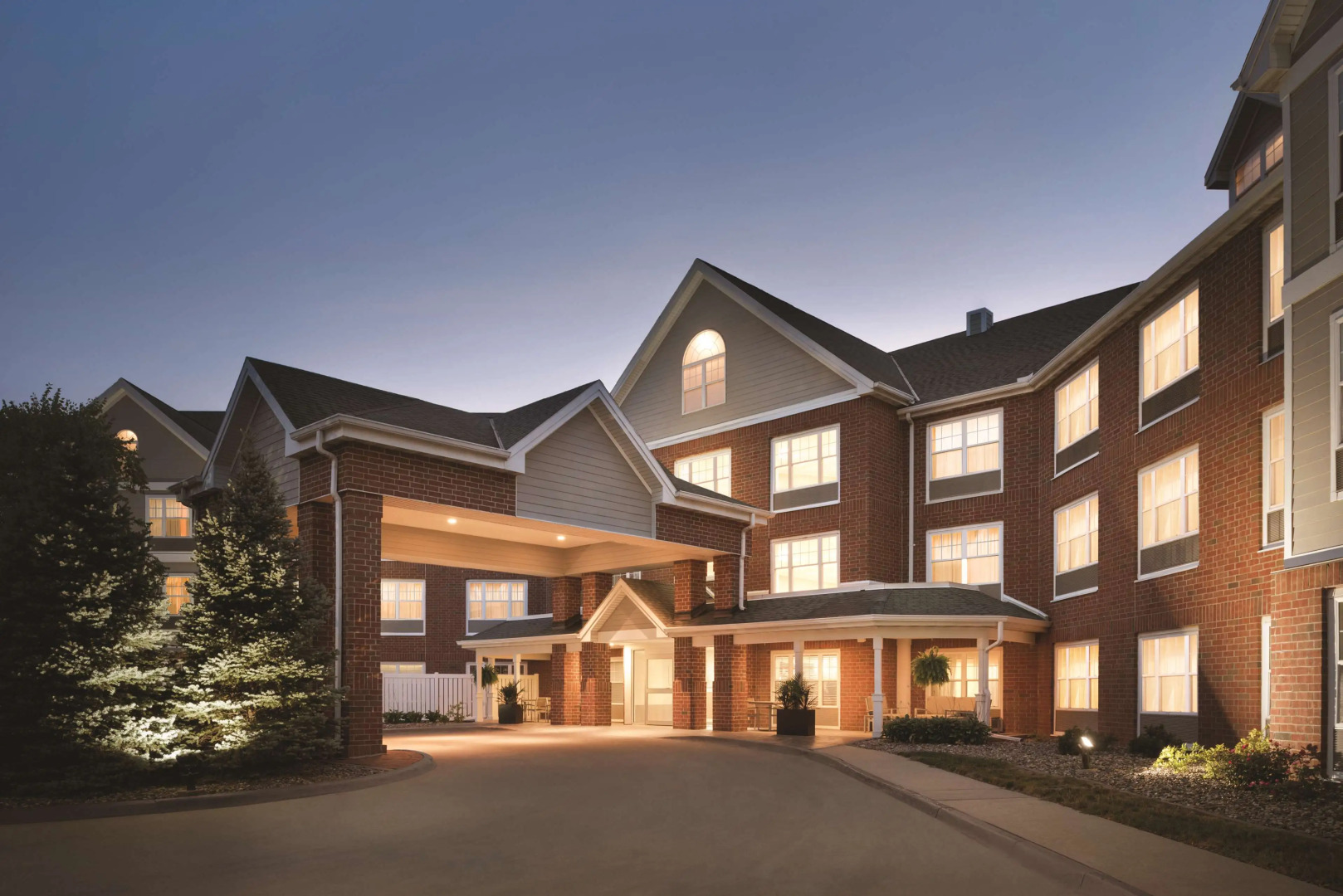 Country Inn & Suites by Radisson, Des Moines West, IA