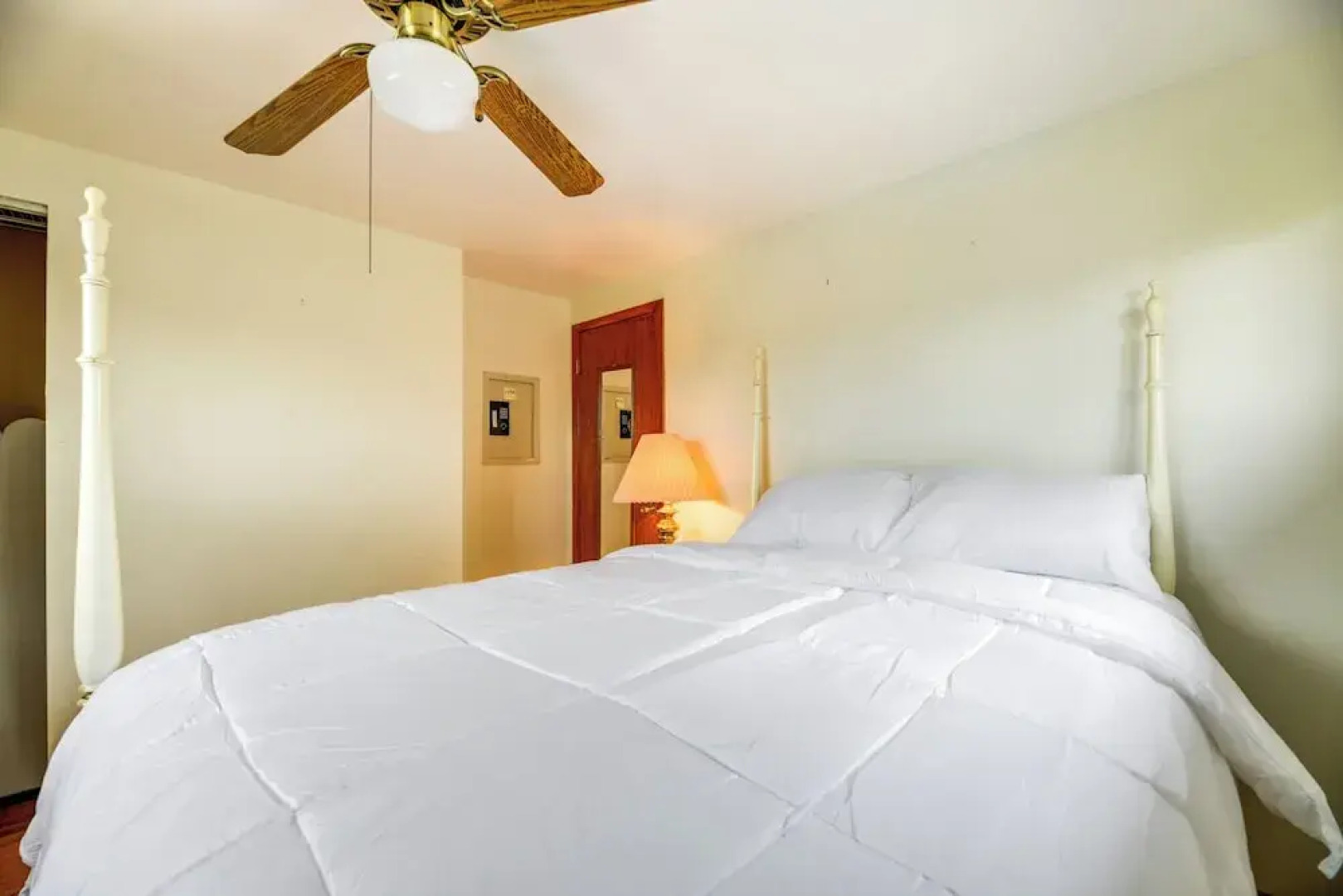 Central Apt in Cheektowaga w/ Private Deck!