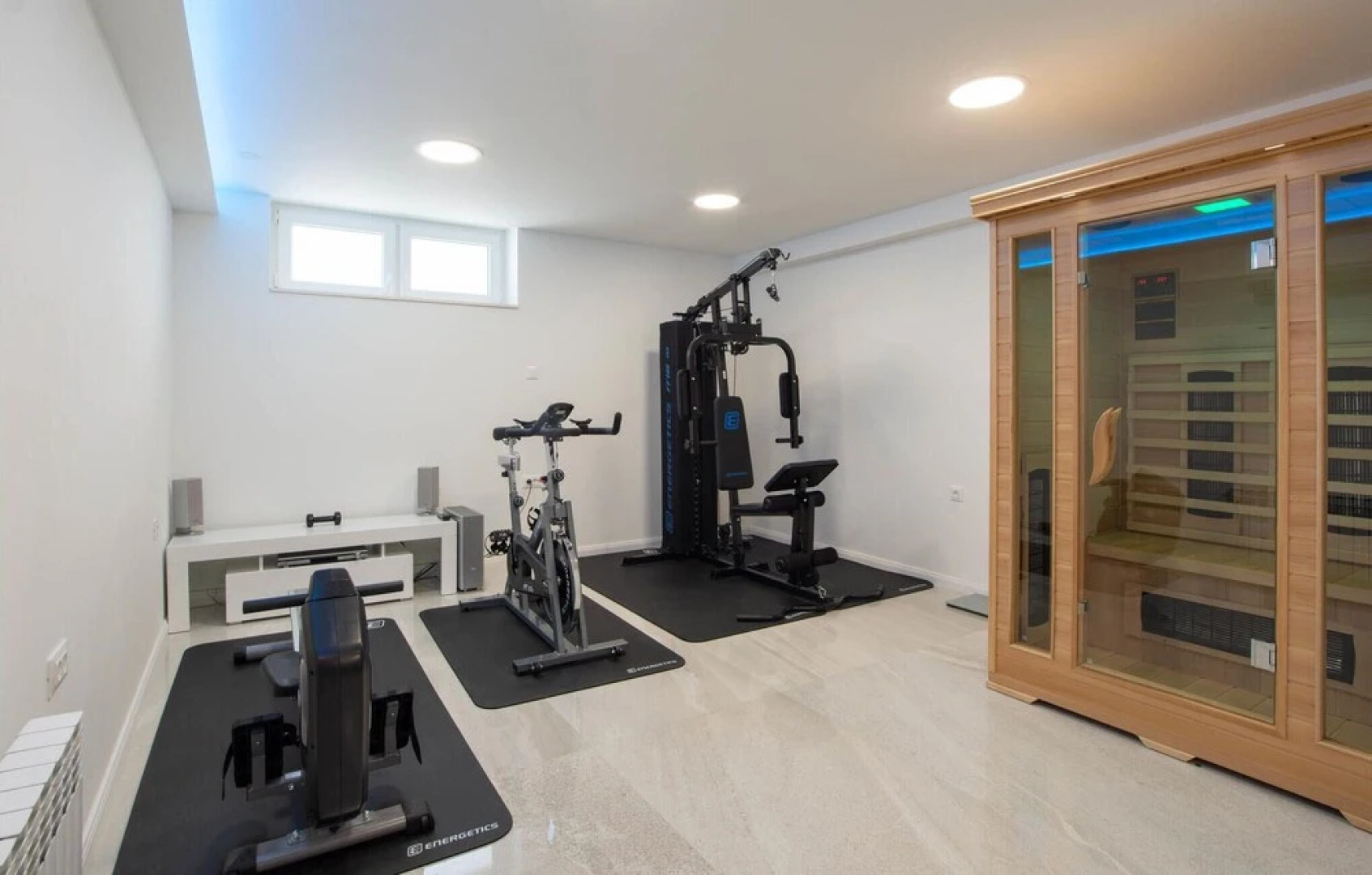 Beautiful Home in Zrnovnica With Sauna, Wifi and Outdoor Swimming Pool