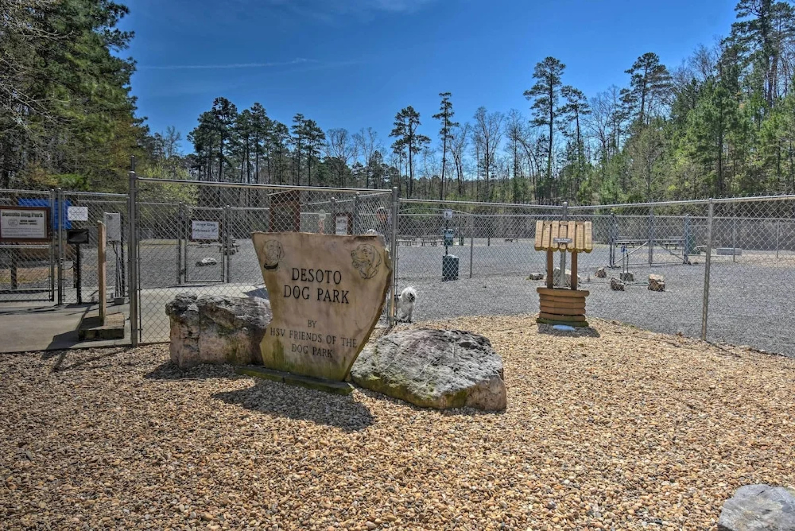 3 Mi to Lake Desoto: Home w/ Furnished Deck!