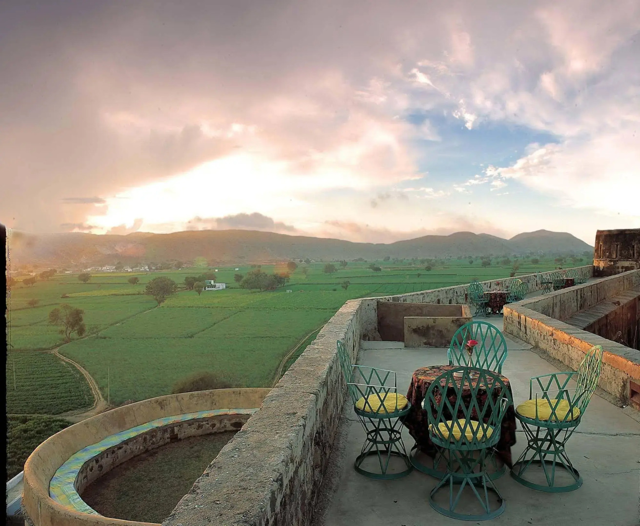 Neemrana's - Hill Fort - Kesroli