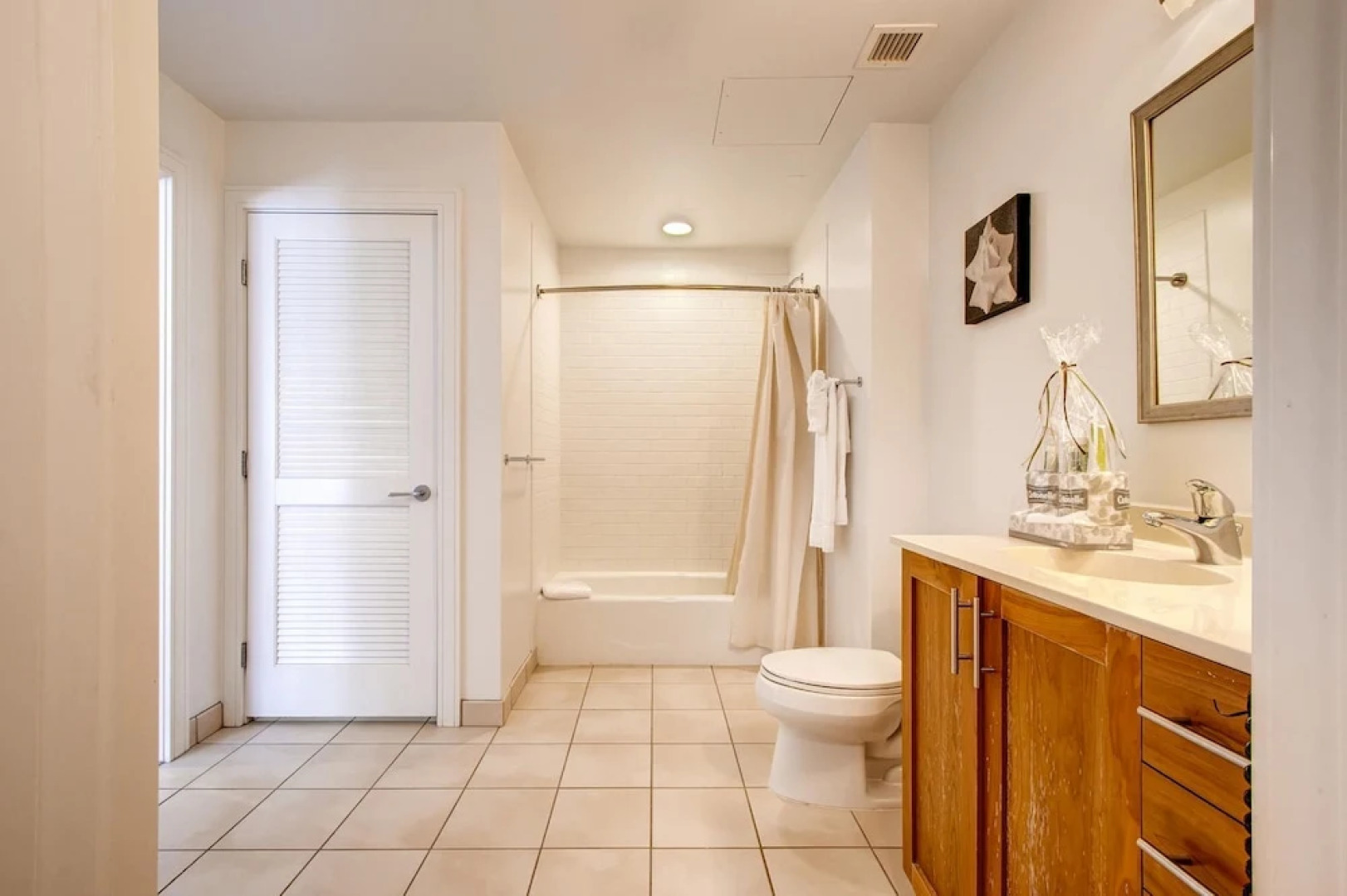 Global Luxury Suites at Friendship Village