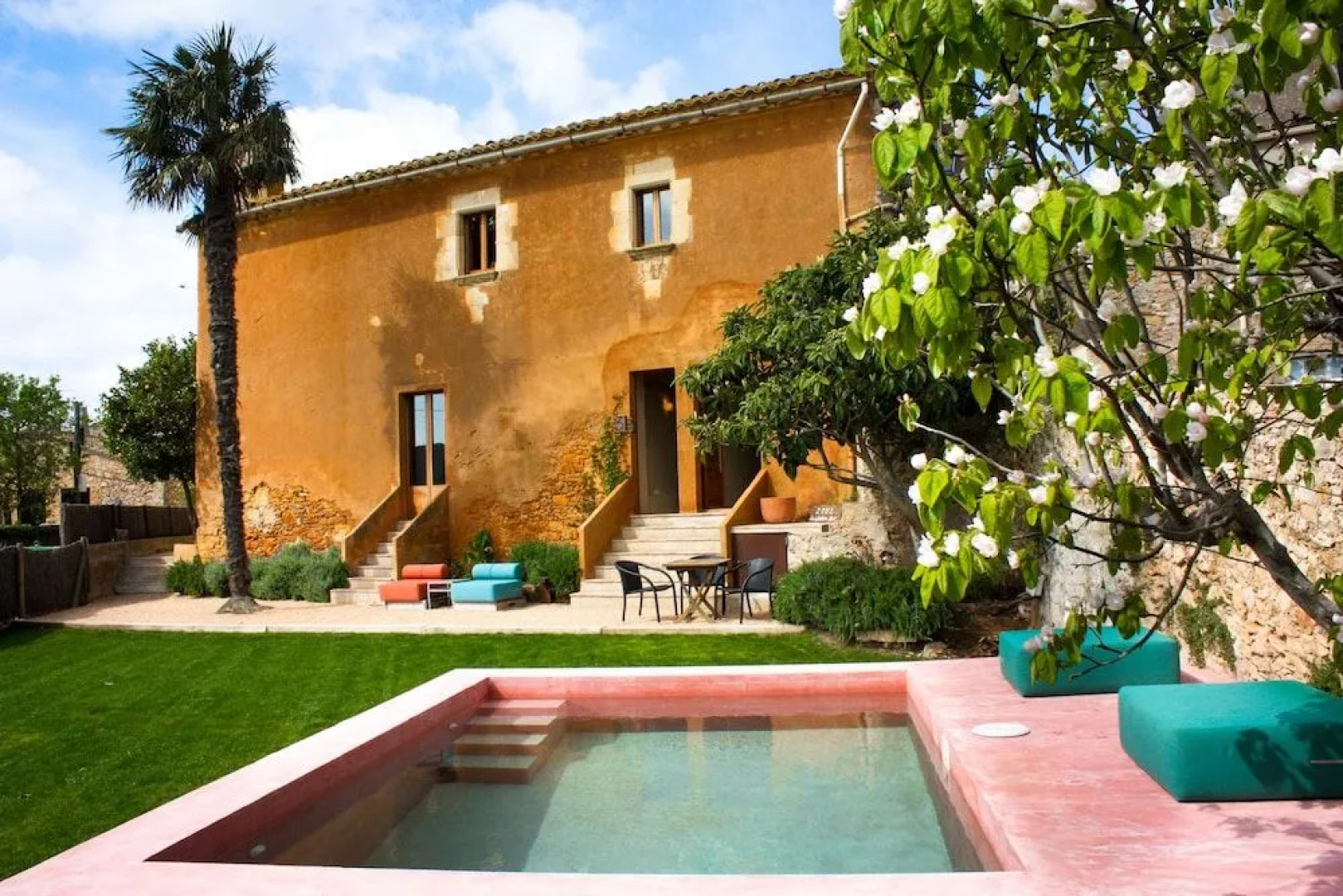 Apartamentos en la Rectoria de Regencós