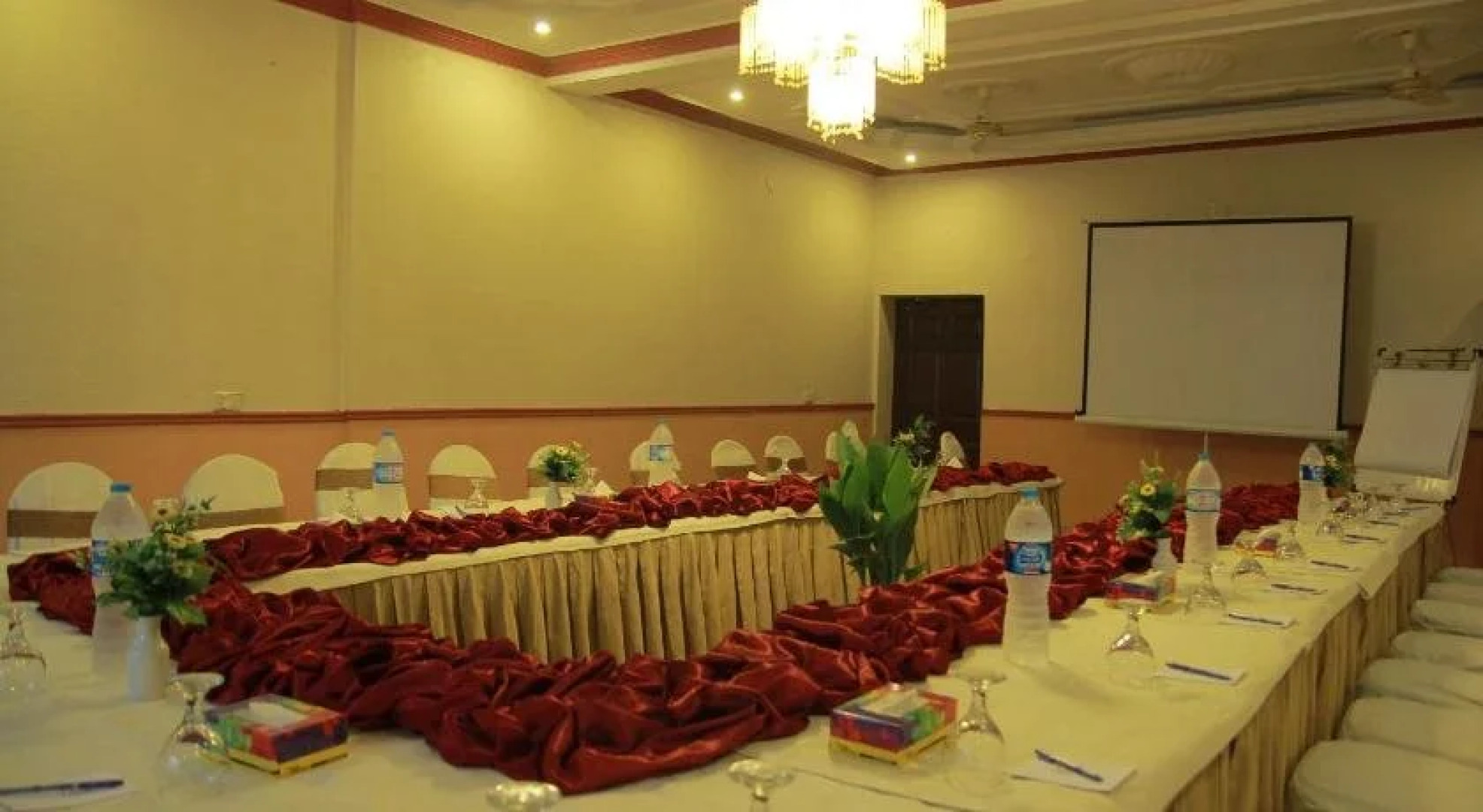 Hotel One Lalazar Multan