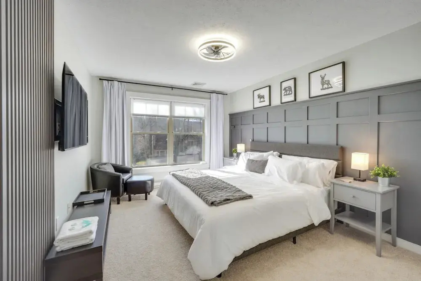 1 Mi to Waterpark: Mtn-view Poconos Hideaway!