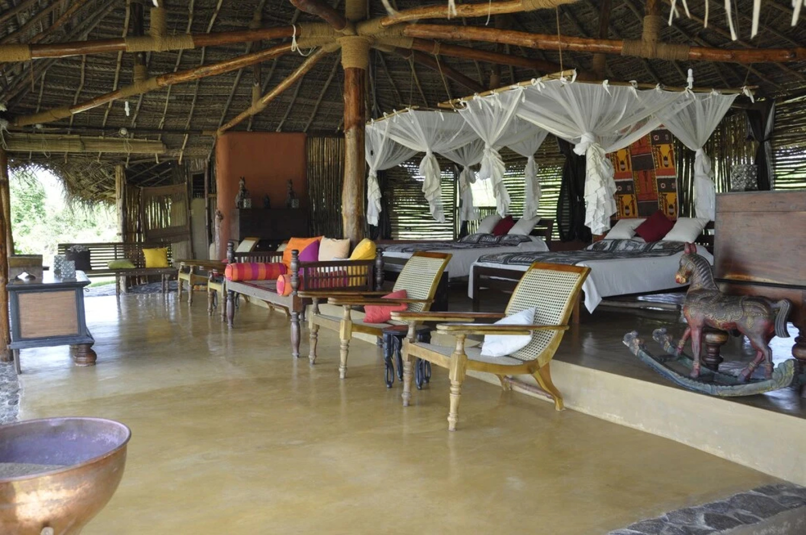 Cadjan Earth eco lodge