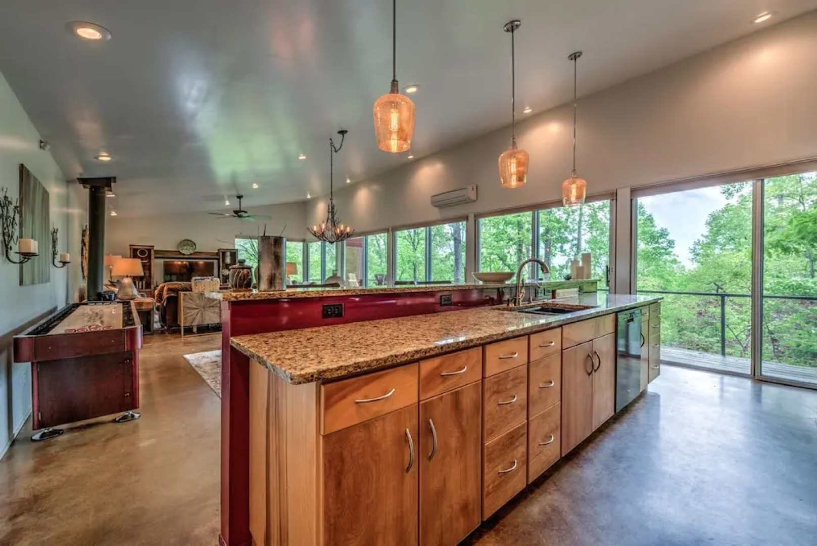 Tara's Treehouse - 3 Br Home