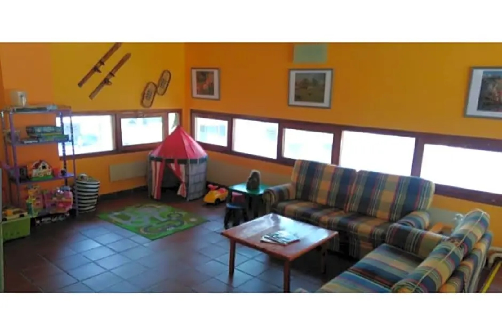 Apartamentos SNO Edelweiss