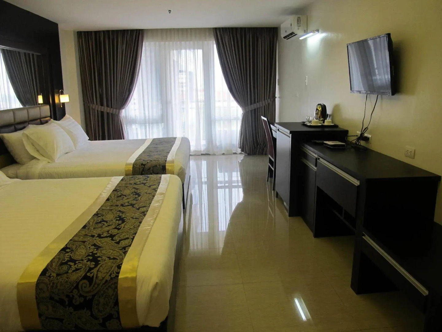 Kay Hotel and Residences