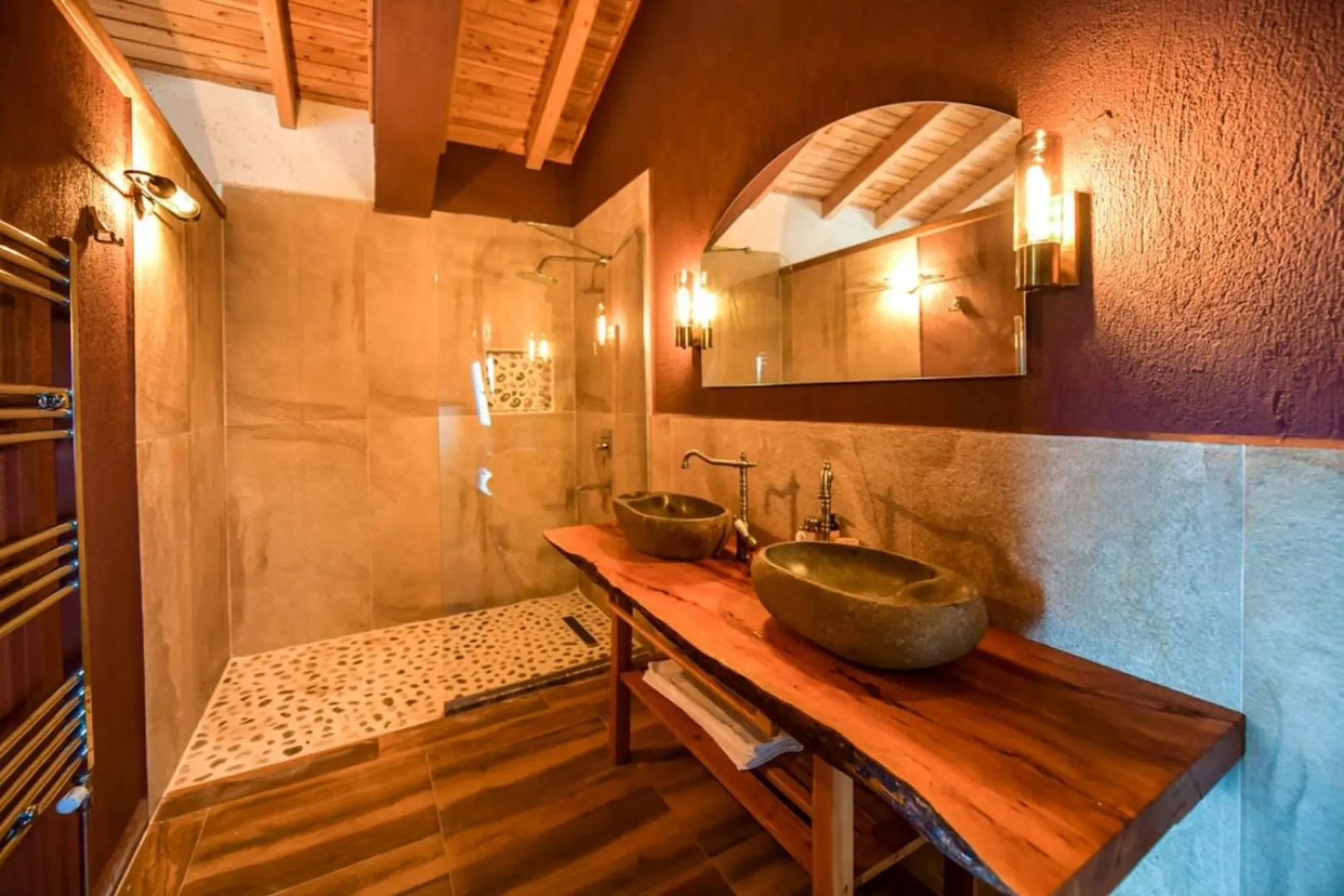 Outstanding Villa With Private Pool and Jacuzzi in Fethiye