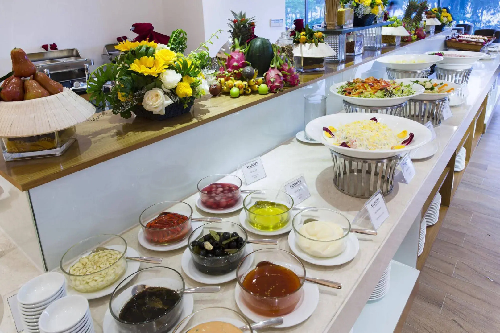 Starcity Hotel & Condotel Beachfront Nha Trang