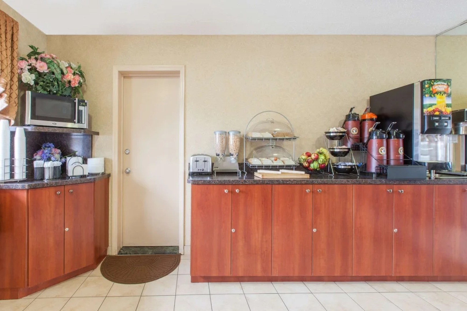 Knights Inn South Amboy/Garden State Parkway South, Exit 125