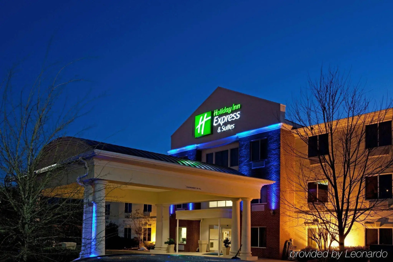 Holiday Inn Express Hotel & Suites Mebane by IHG