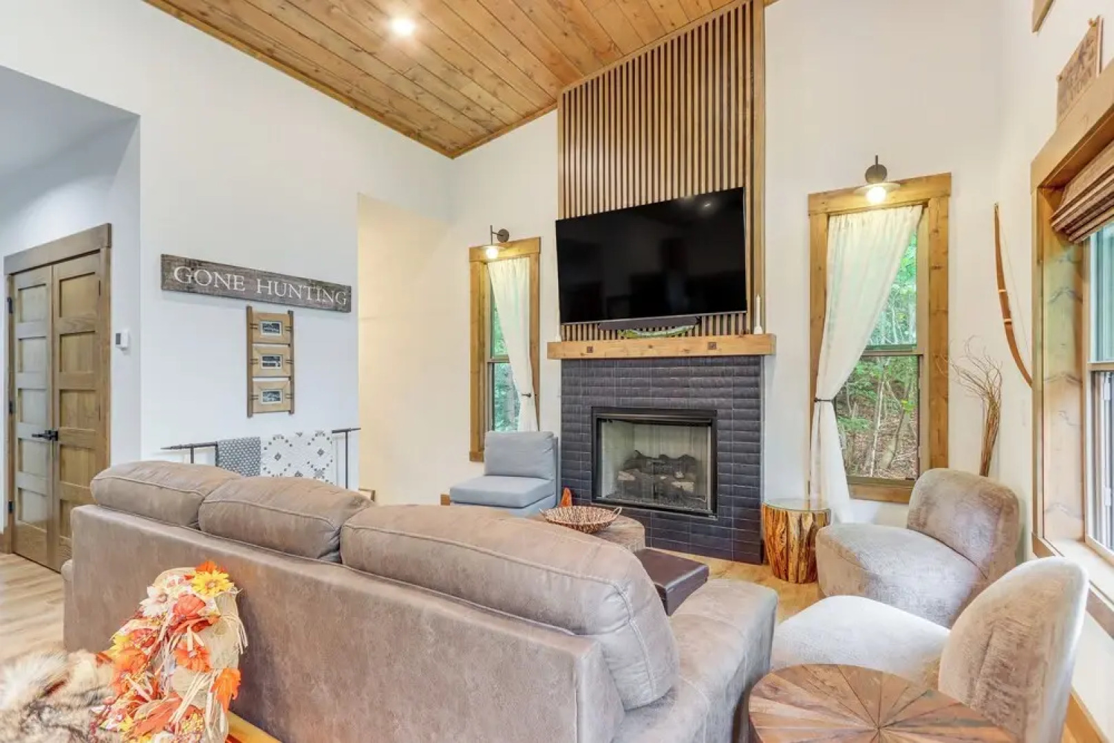 Ellijay Resort Home w/ Hot Tub & Fire Pit!