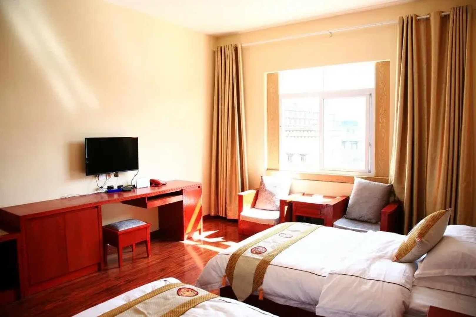 Yading Horizon Hotel