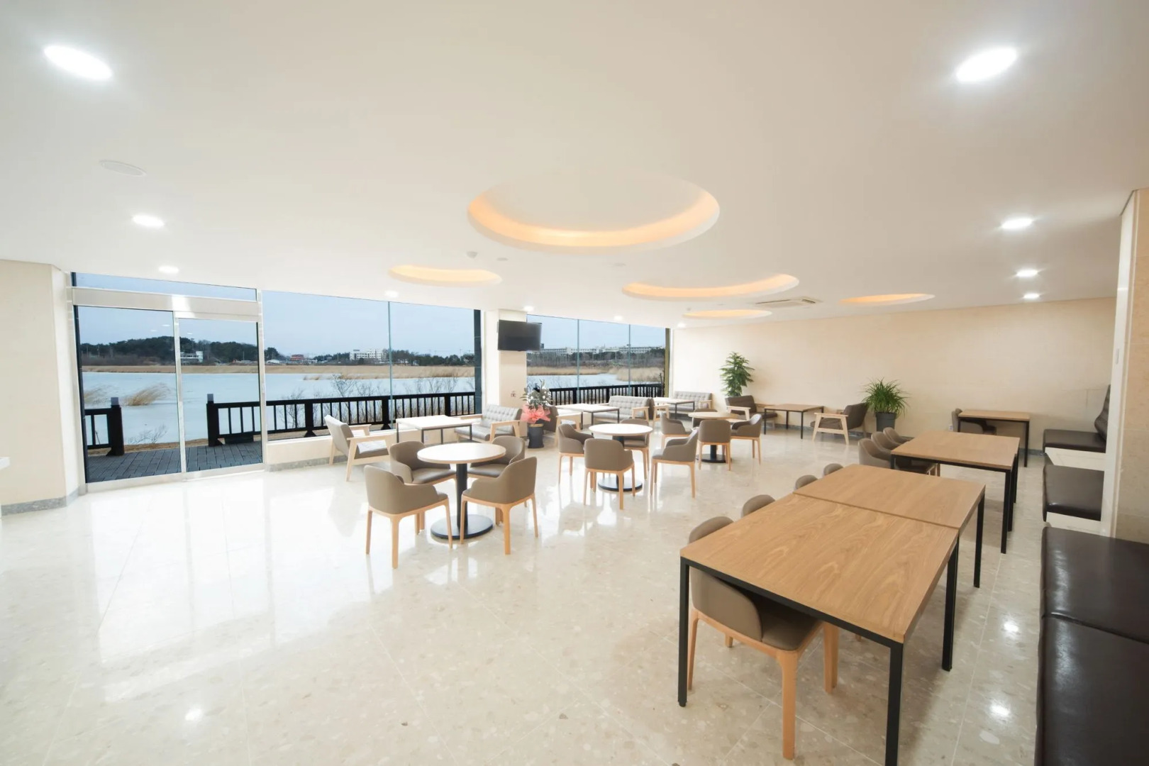 Lake Ocean Resort Sokcho