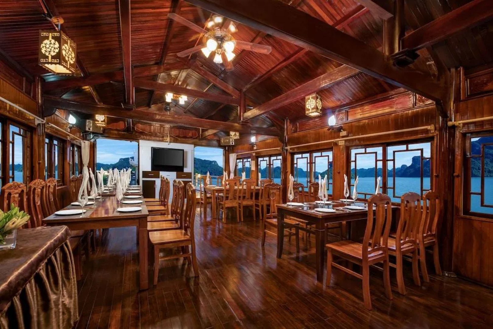 Seasun Boutique Cruise