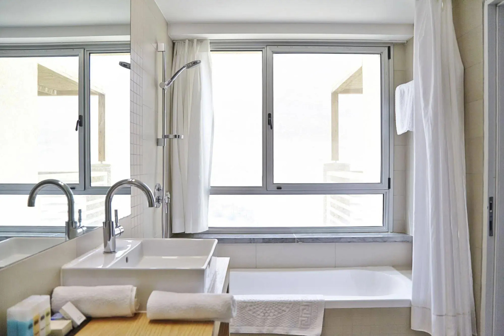 Ein Gedi Kibbutz Hotel