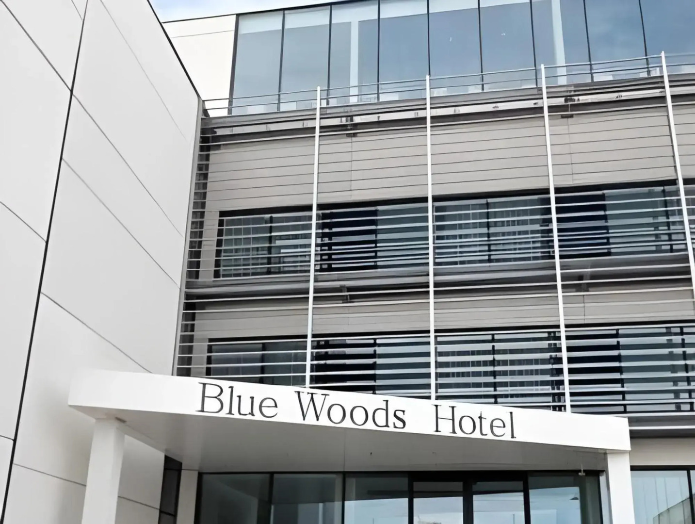 Blue Woods Hotel