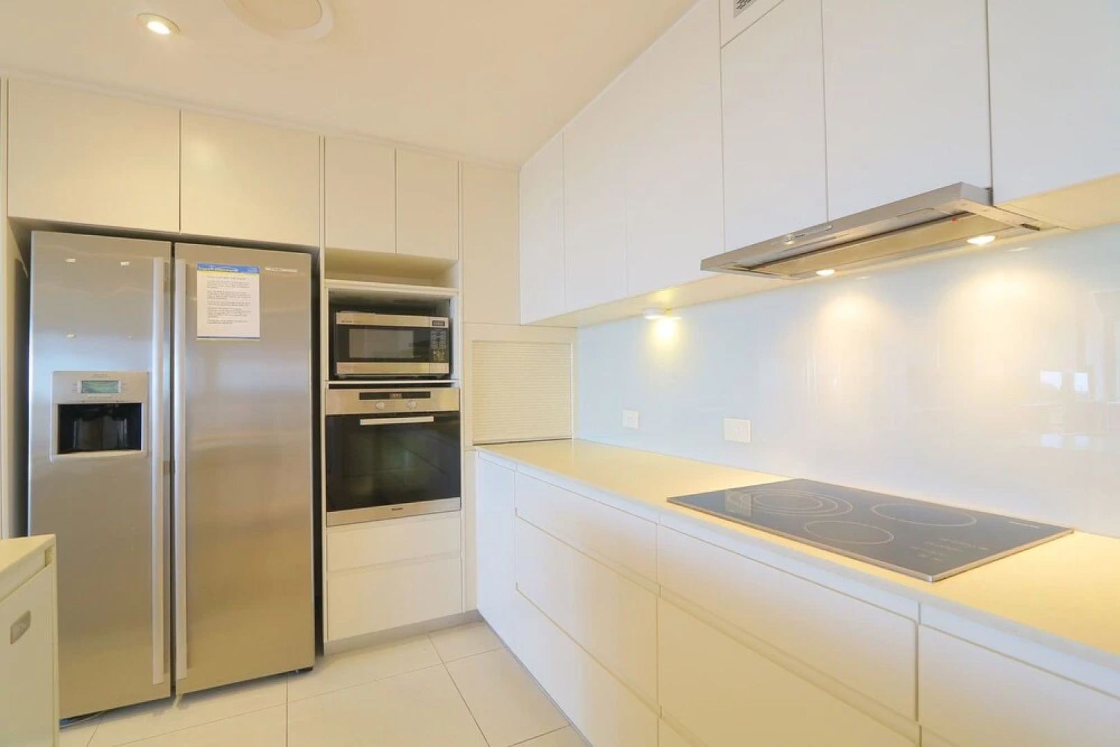 Azura Ocean View Holiday Apartment