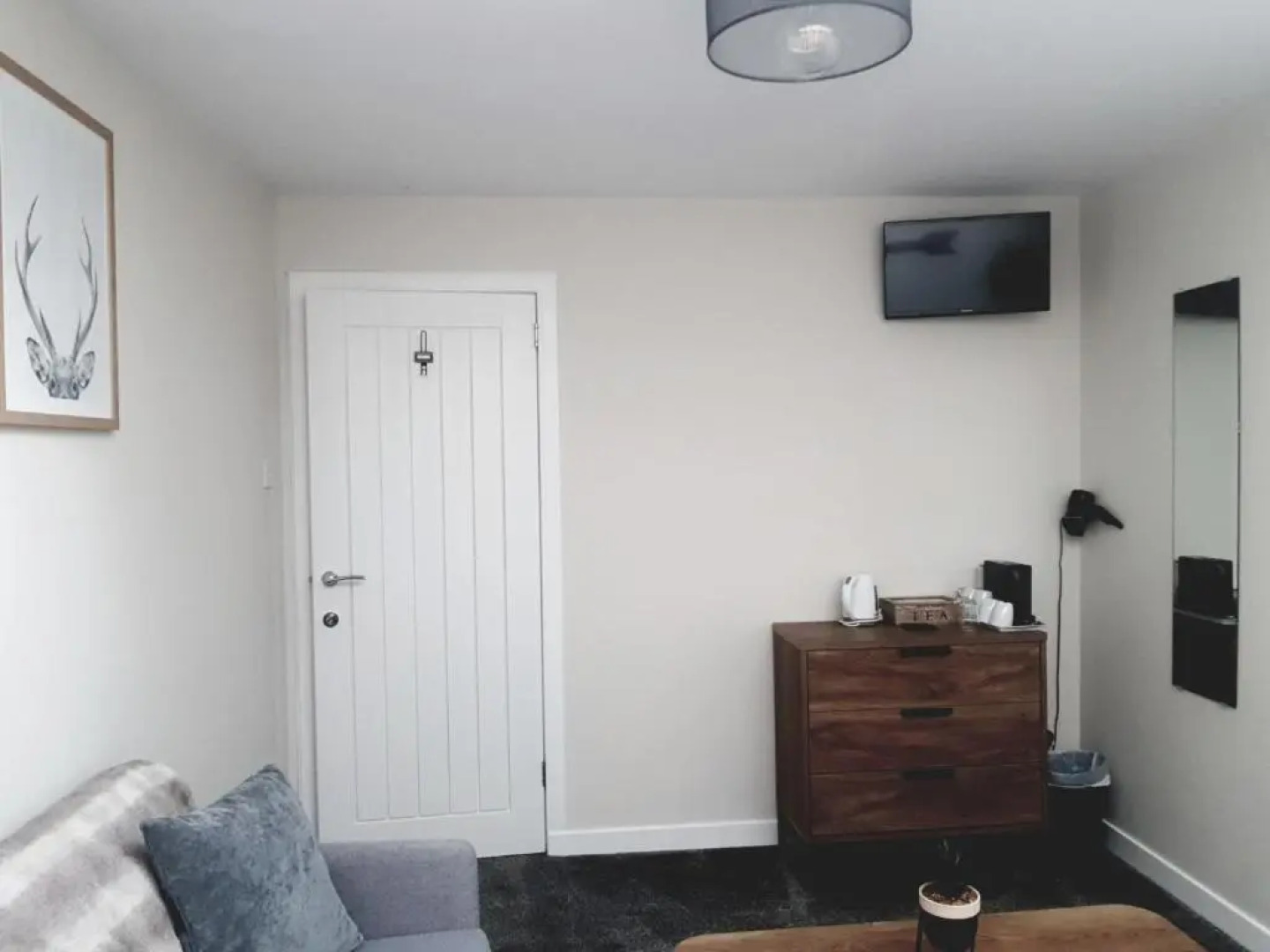 Airanloch Bed & Breakfast, Loch Ness, Adult Only