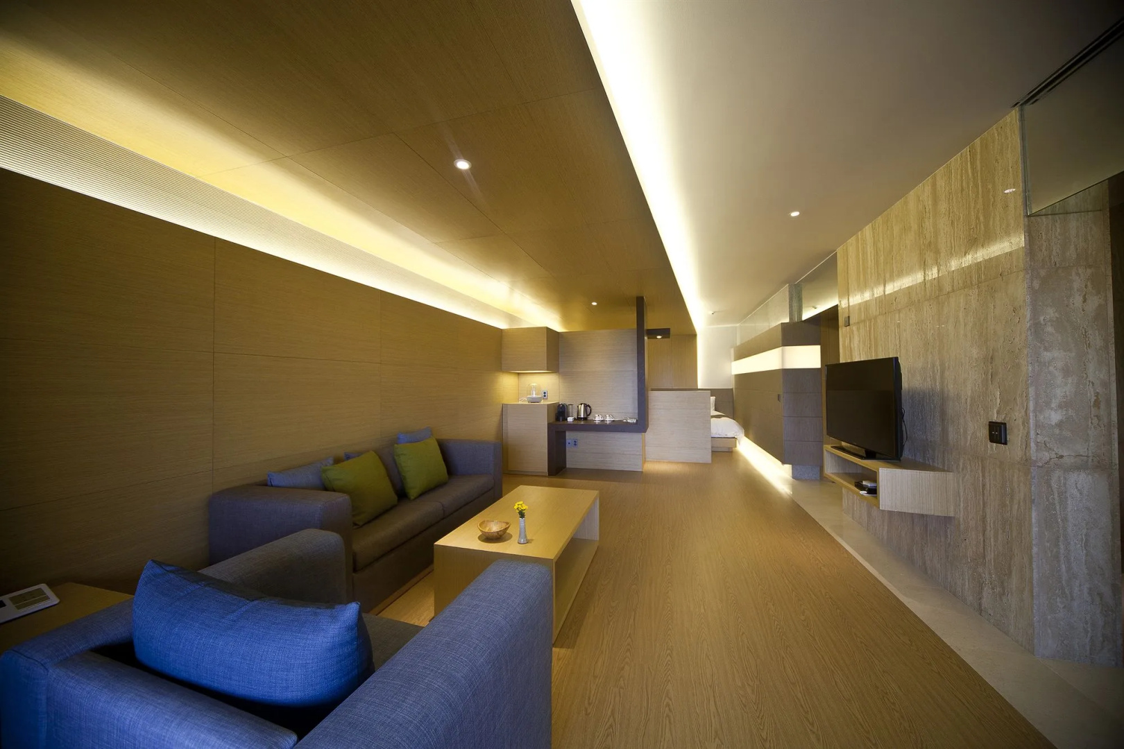 Luston Villa & Hotel