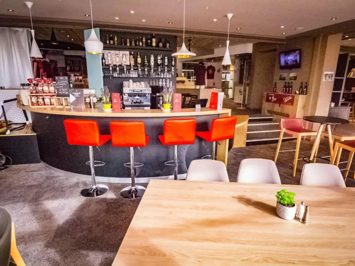 Ibis Colmar Est - Hotel Restaurant en Alsace