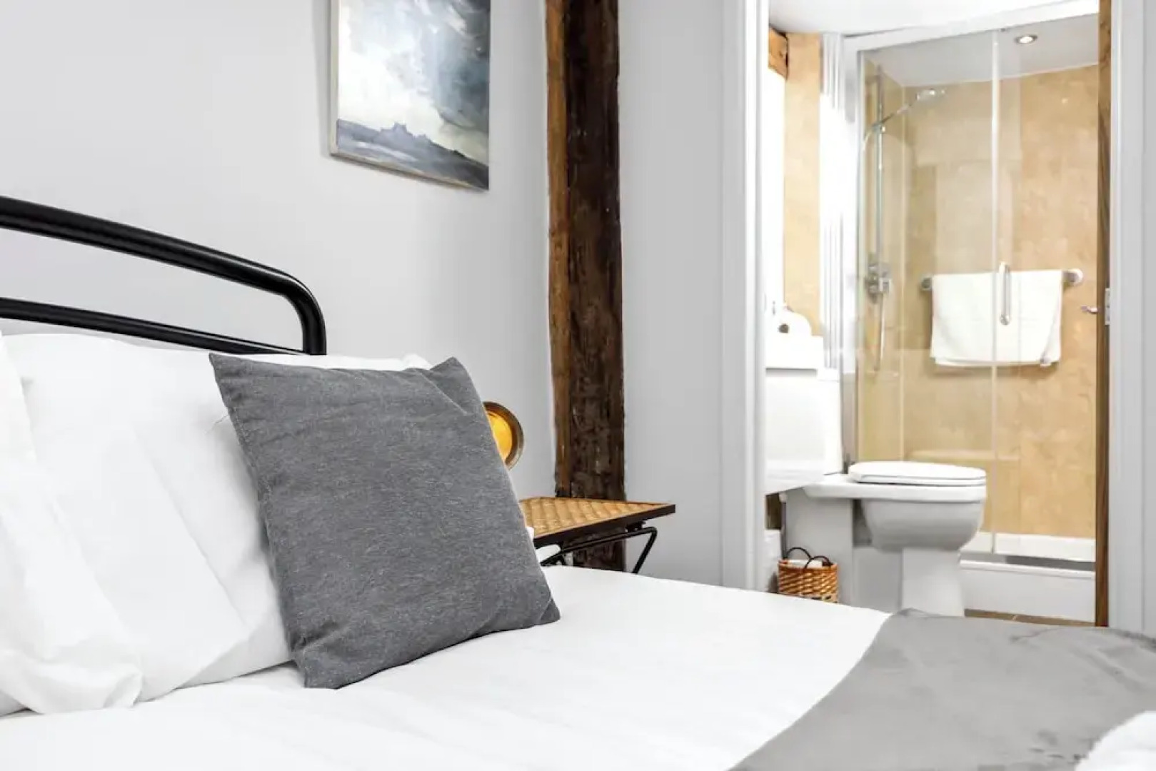 The Barn Stoaches Farm