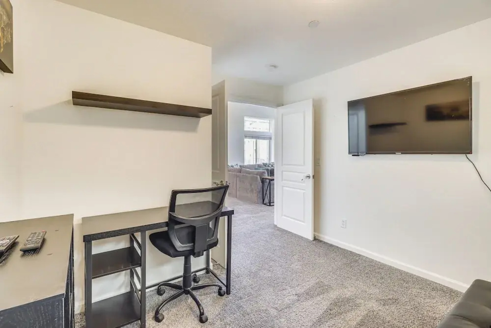 5 Mi to Downtown Reno: Home w/ Lake Access!