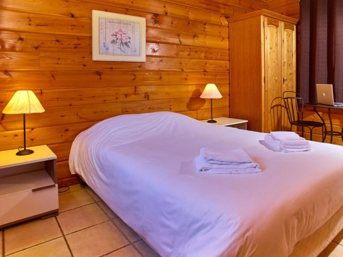 Comfortable Cottage With a Fireplace Nearby a Forest