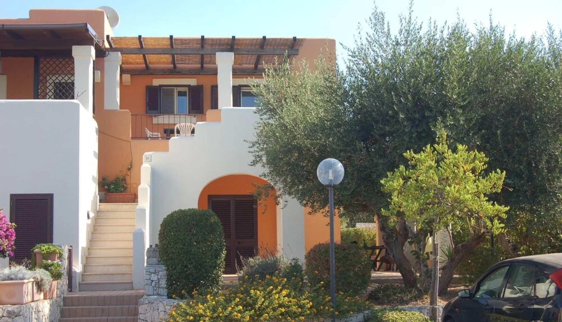 Residence Torre Del Mito