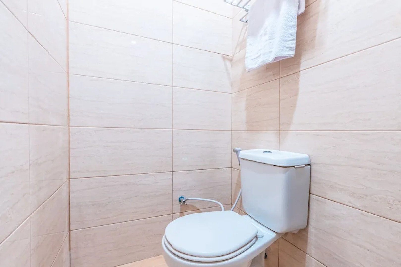 Pavilio Residence by OYO Rooms