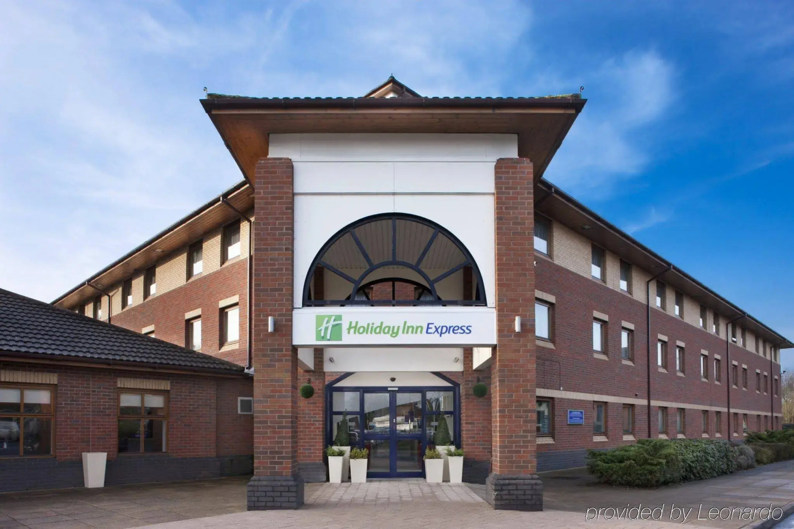 Holiday Inn Express Warwick - Stratford-upon-Avon by IHG