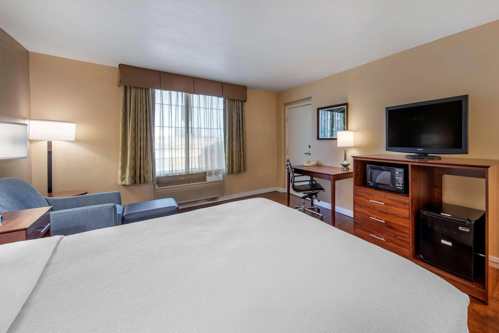 Best Western Plus John Jay Inn & Suites