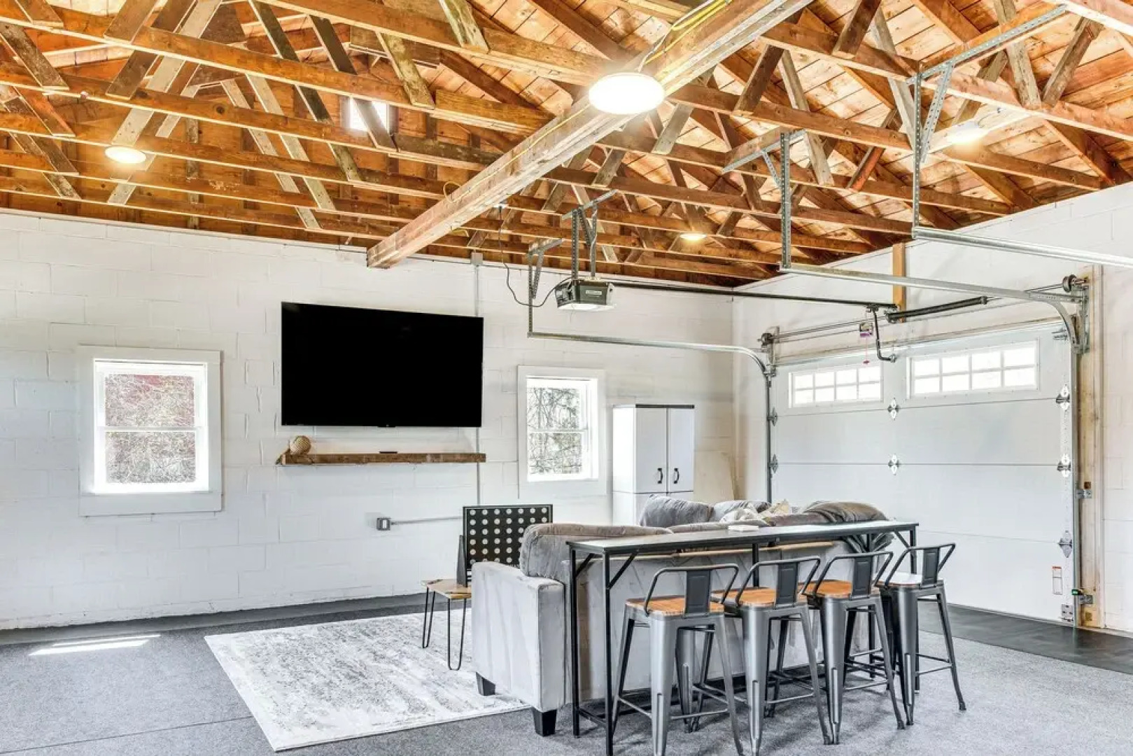 Beautiful Eliot Retreat w/ Fire Pit & Game Room!