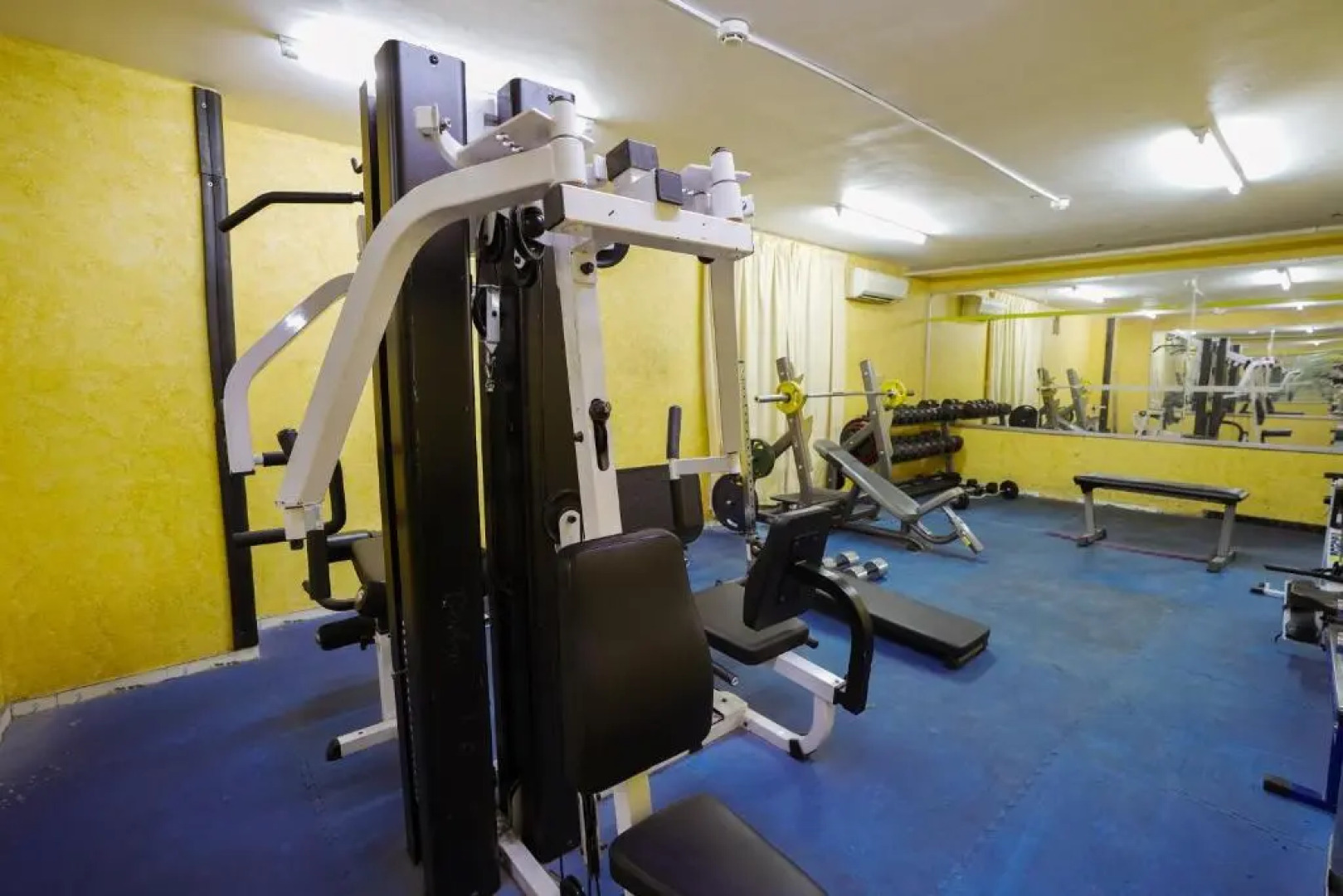 Отель Crystal Plaza