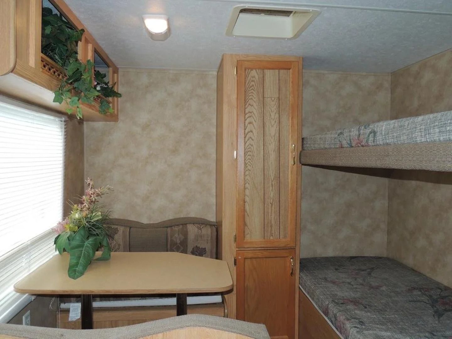 Lake George Escape - Campground