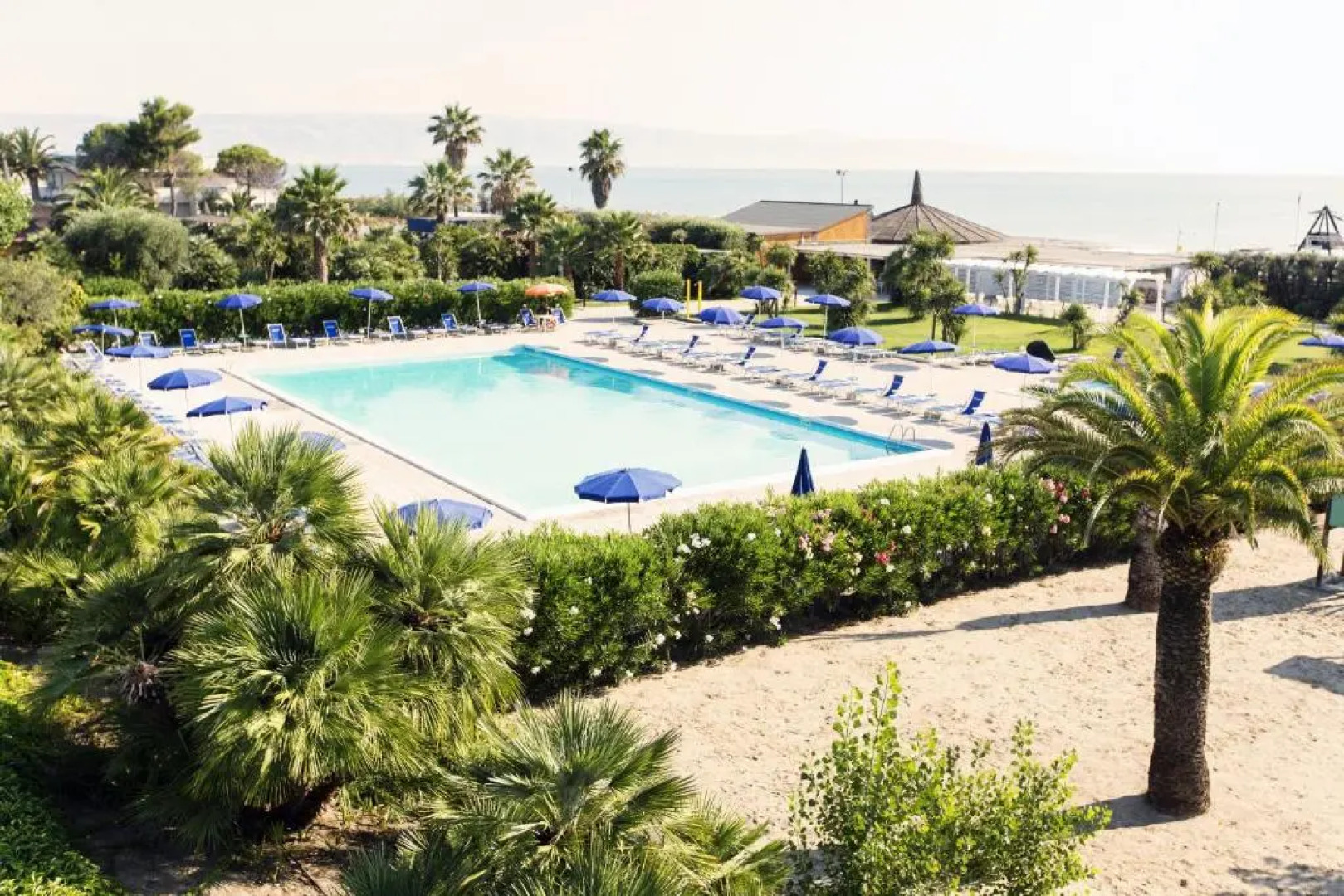 African Beach Villaggio Residence Hotel